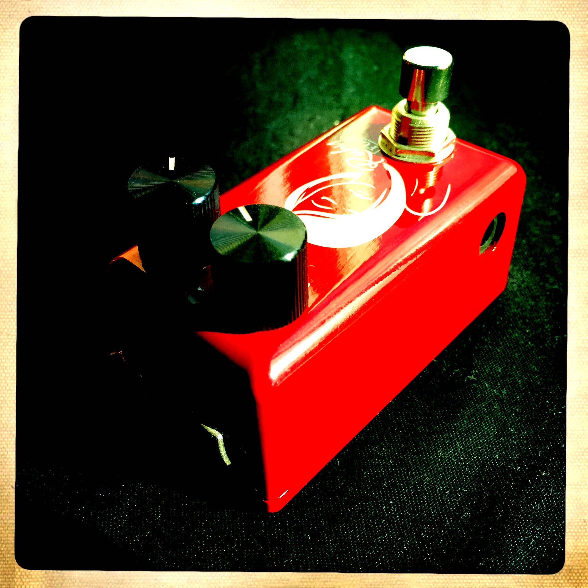 ruby guitar pedal Seven Sisters Ruby Fuzz